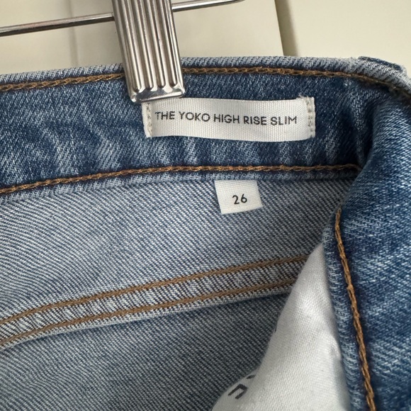 Aritzia Denim Forum The Yoko High Rise Slim Skinny Jeans Light Wash Size 26 - Picture 7 of 7